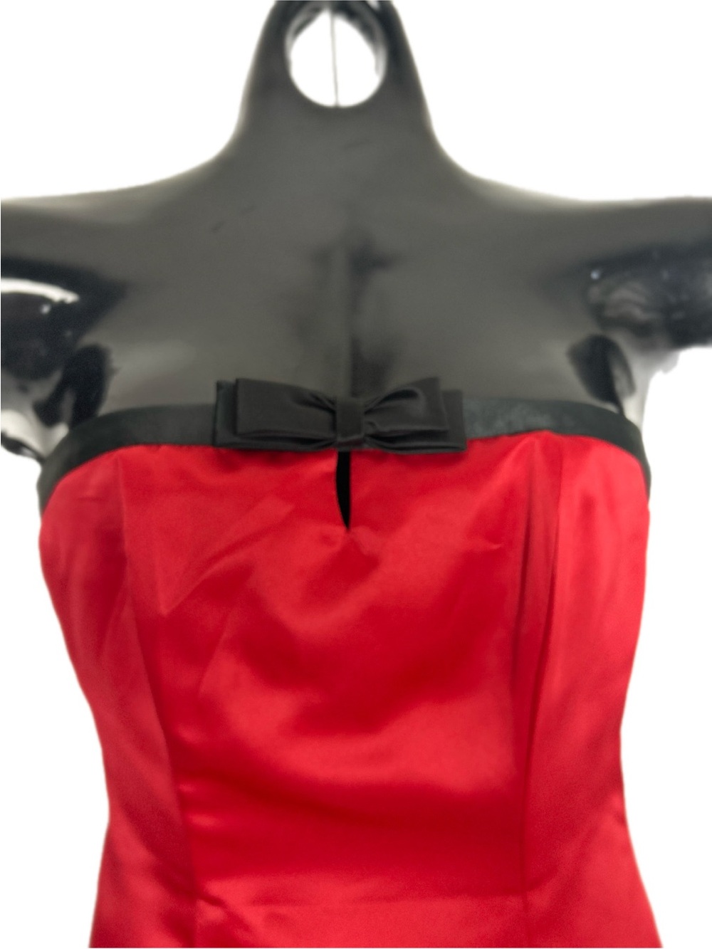 🌺 Fiesta Strapless Red A-Line Satin Cocktail Dress - Picture 12 of 15